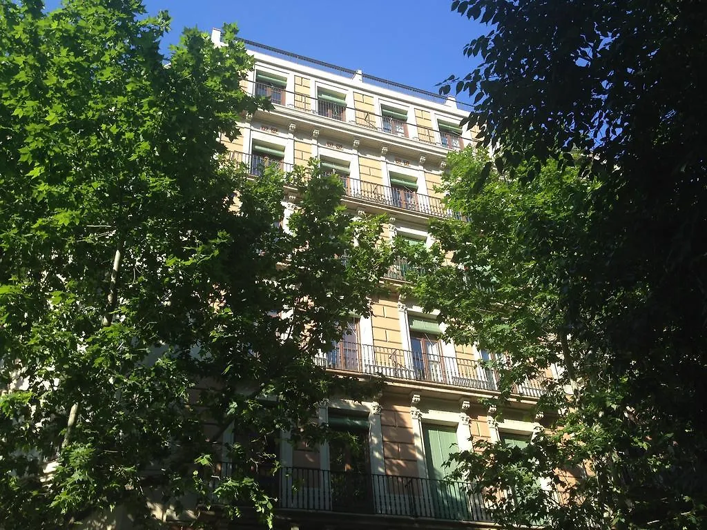 Girona 108 Apartment Barcelona 0*,
