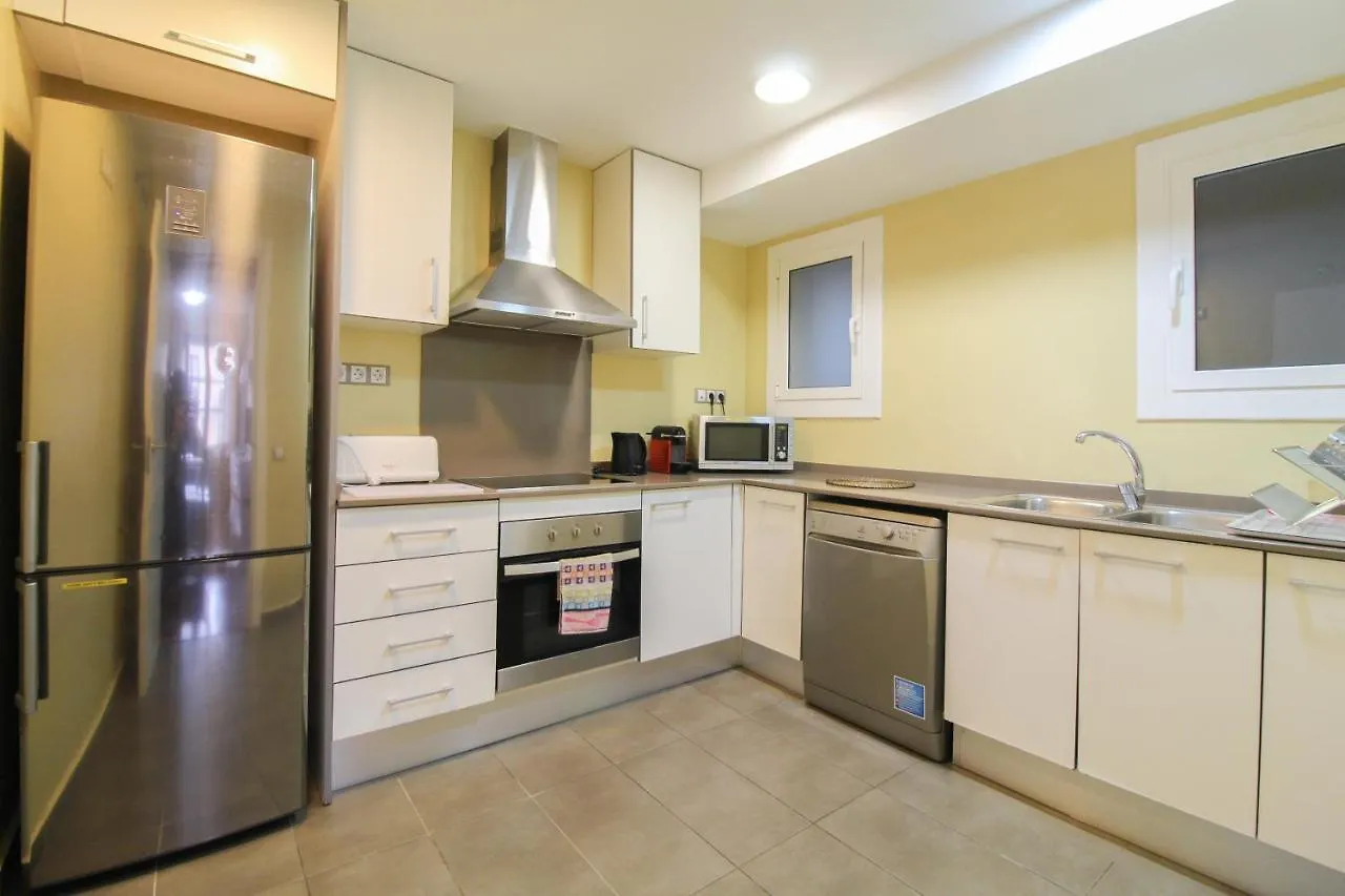 Girona 108 Apartment Barcelona 0*,  Spain